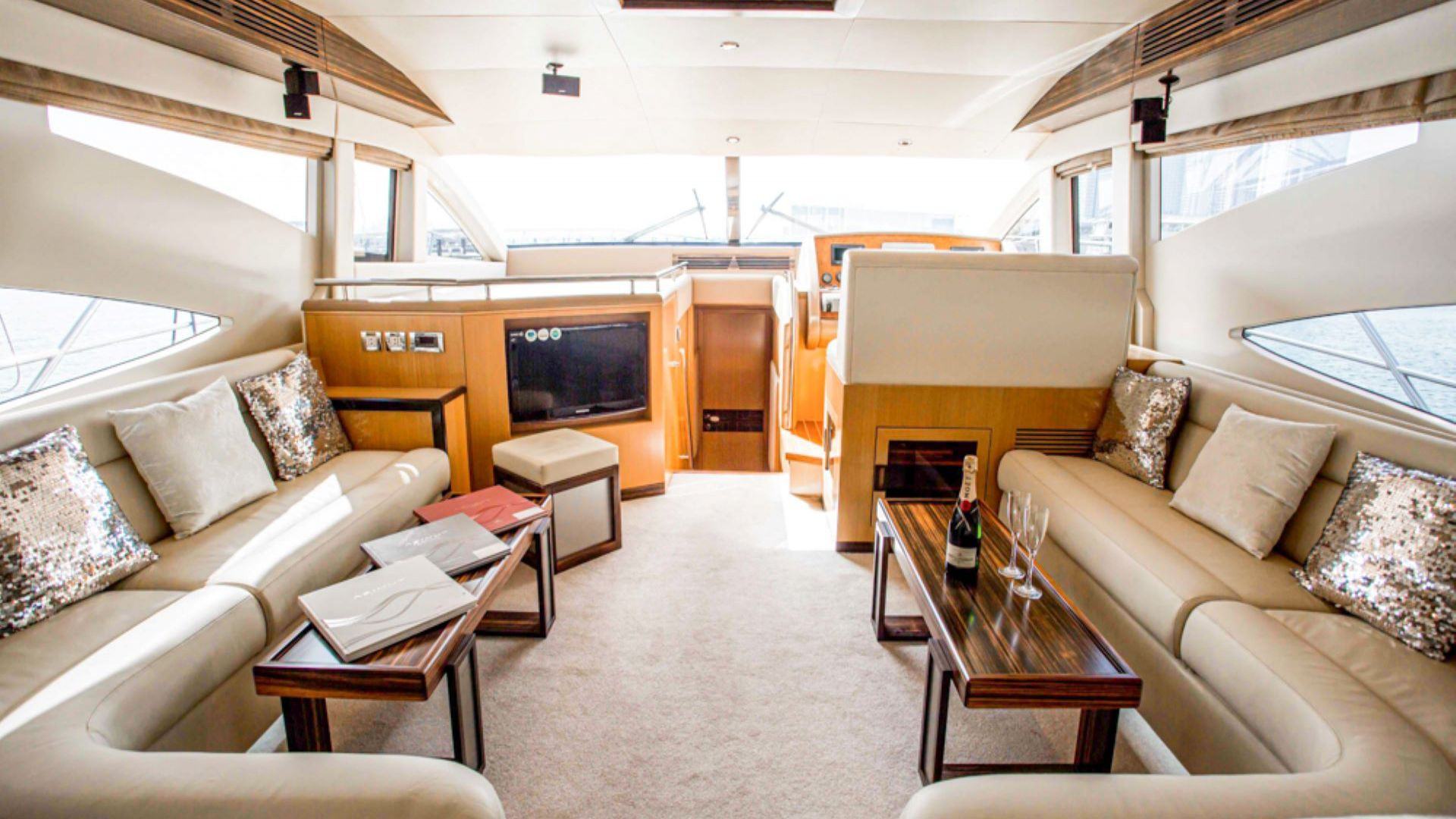 Centaurus Charter - Private Charter 56 Ft -  Luxur