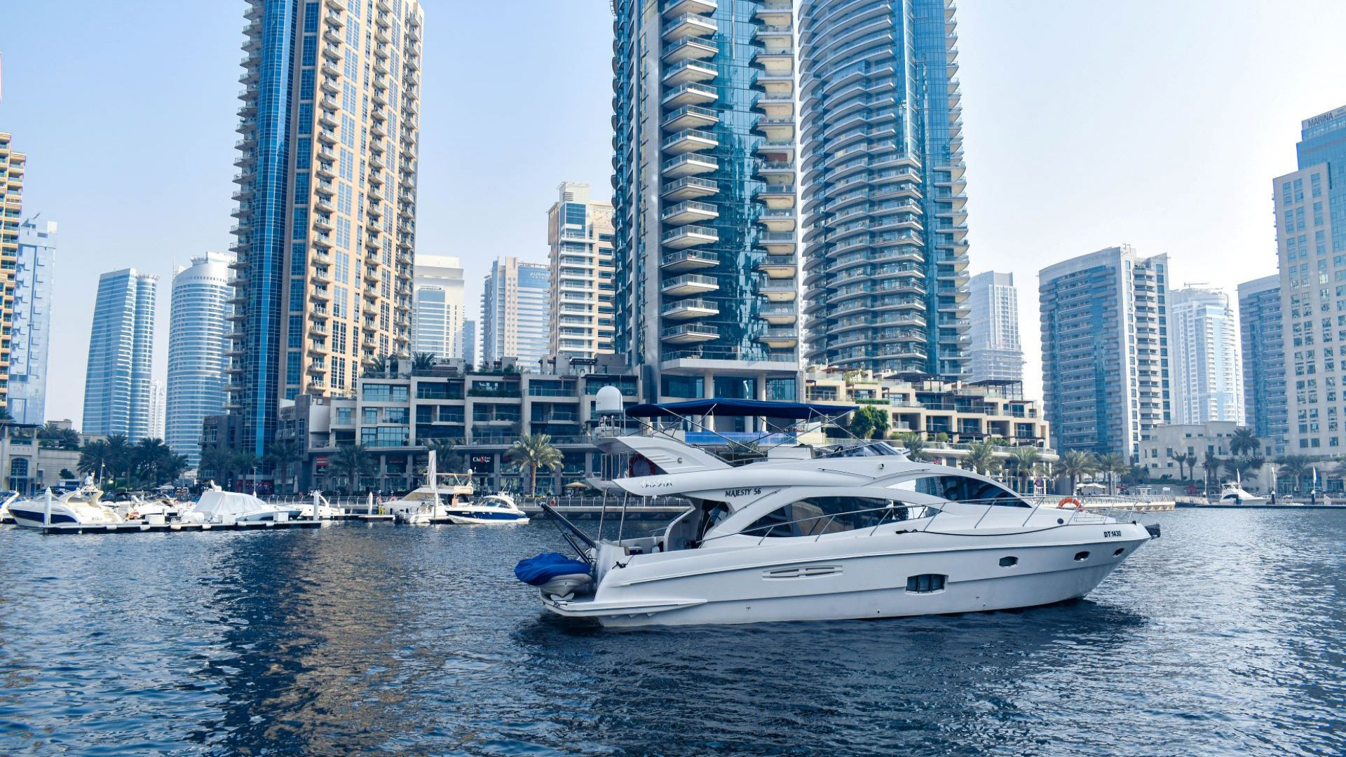 Centaurus Charter - Private Charter 56 Ft - Luxury