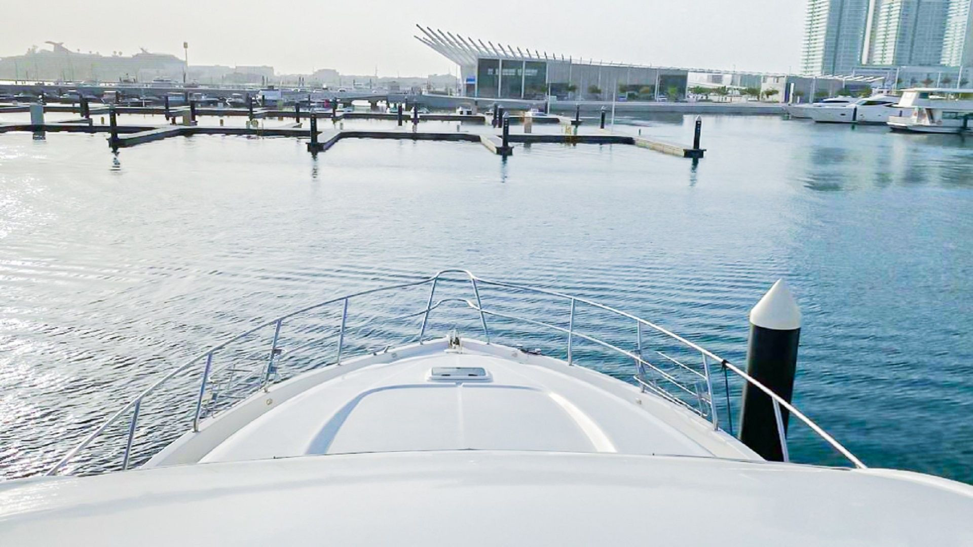 Centaurus Charter - Private Charter 61 Ft - Luxury