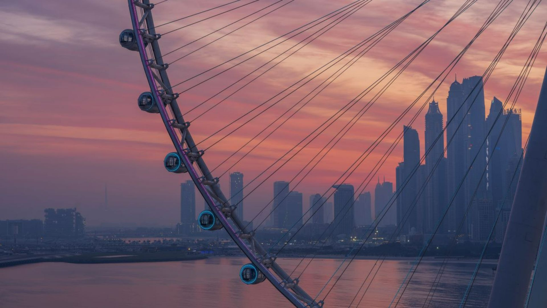 Ain Dubai Views - Peak Hours
