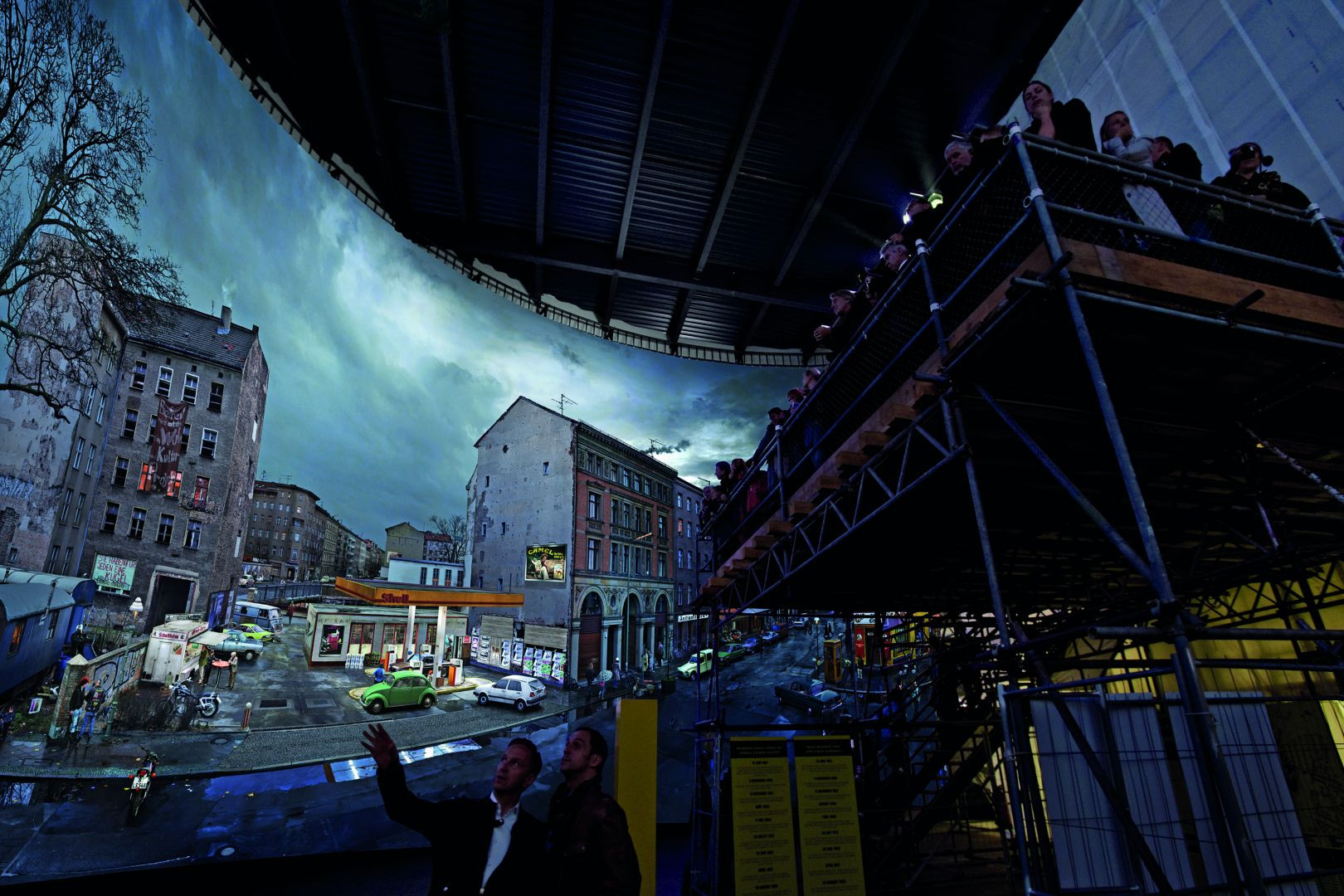 Asisi Panorama - Die Mauer (The Wall): Skip The Li