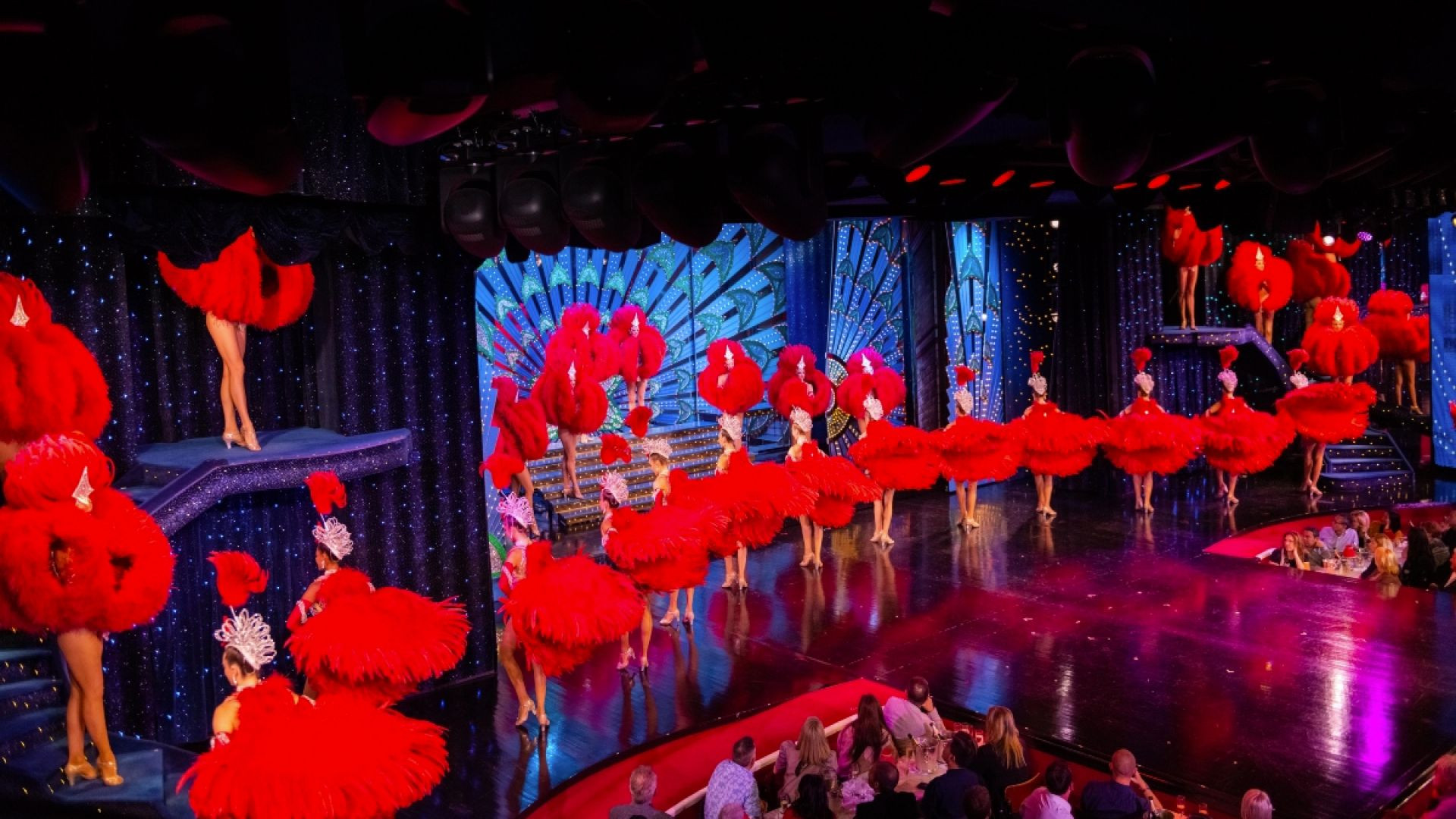 Moulin Rouge Show (1/2 bte champagne)